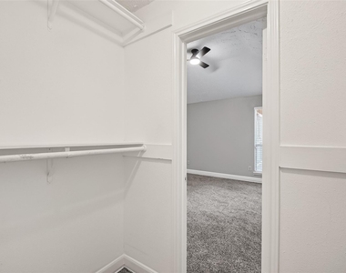 12403 Meadow Ridge Dr - Photo Thumbnail 25