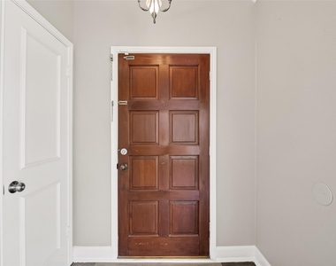 12403 Meadow Ridge Dr - Photo Thumbnail 5