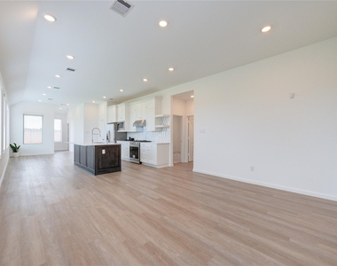 27006 Coco Flower Ln - Photo Thumbnail 8