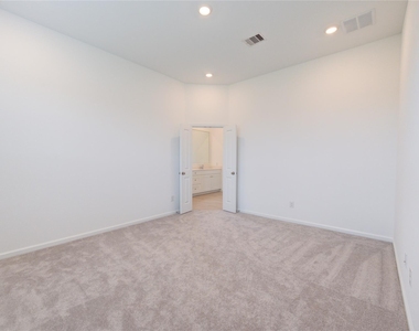 27006 Coco Flower Ln - Photo Thumbnail 30