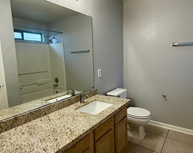 9214 Purston Court - Photo Thumbnail 10