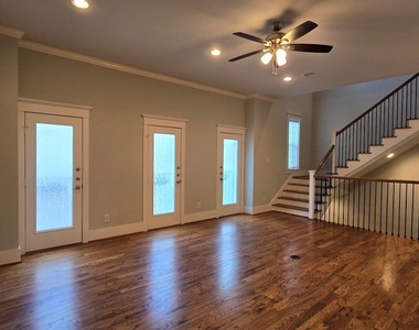 4109 Allen Street - Photo Thumbnail 8