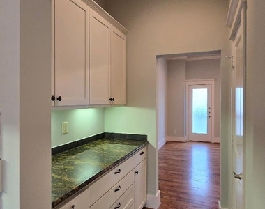 4109 Allen Street - Photo Thumbnail 16