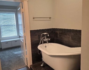 4109 Allen Street - Photo Thumbnail 34