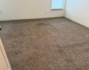 3615 John Hancock Lane - Photo Thumbnail 4