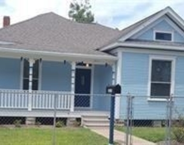 1813 Gentry Street - Photo Thumbnail 1