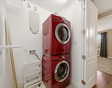 1113 W 18th Street - Photo Thumbnail 19