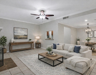 1100 Augusta Drive - Photo Thumbnail 3