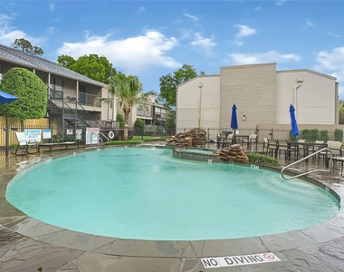 1100 Augusta Drive - Photo Thumbnail 21