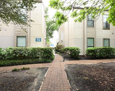 1100 Augusta Drive - Photo Thumbnail 19