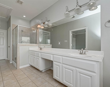 7816 Stoneyway Drive - Photo Thumbnail 33