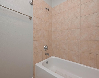 7816 Stoneyway Drive - Photo Thumbnail 28