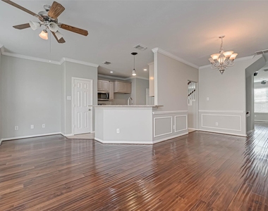 7816 Stoneyway Drive - Photo Thumbnail 17