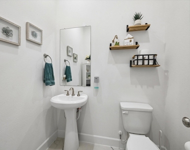 311 Sikes Street - Photo Thumbnail 12
