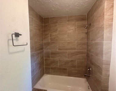 978 Ringold Street - Photo Thumbnail 4