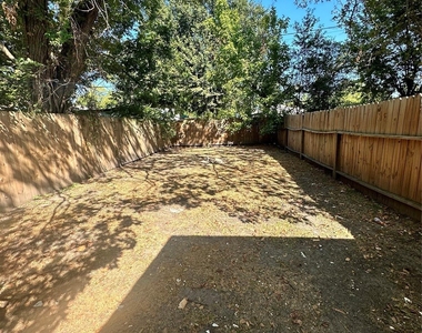 978 Ringold Street - Photo Thumbnail 11