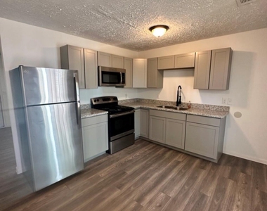 978 Ringold Street - Photo Thumbnail 7