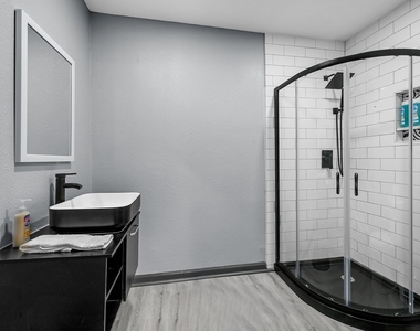4406 Edison Street - Photo Thumbnail 12