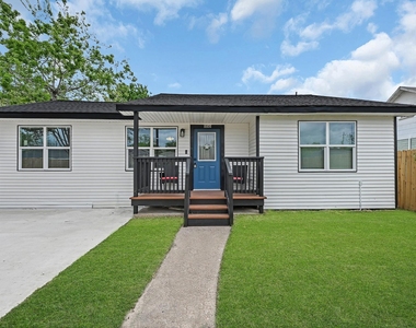 4406 Edison Street - Photo Thumbnail 1