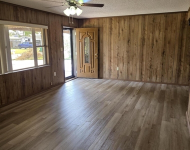 2910 Zephyr Lane - Photo Thumbnail 1