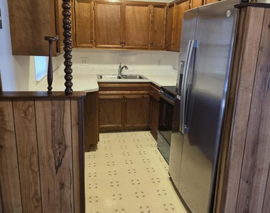 2910 Zephyr Lane - Photo Thumbnail 4