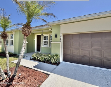 1453 Santa Anna Street Se - Photo Thumbnail 1