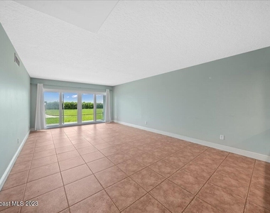 1321 S Miramar Avenue - Photo Thumbnail 7