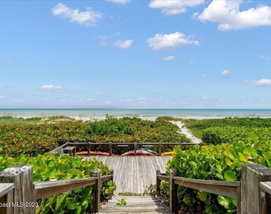 1321 S Miramar Avenue - Photo Thumbnail 5