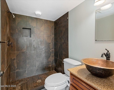1321 S Miramar Avenue - Photo Thumbnail 17