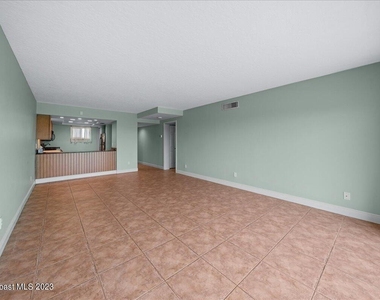 1321 S Miramar Avenue - Photo Thumbnail 9