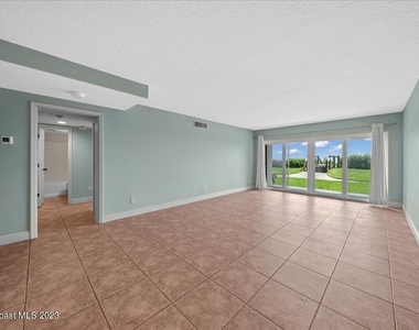 1321 S Miramar Avenue - Photo Thumbnail 8