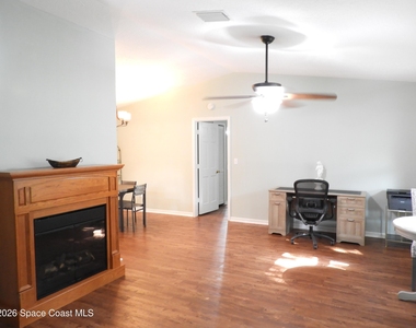 1220 Snowbird Avenue Nw - Photo Thumbnail 3