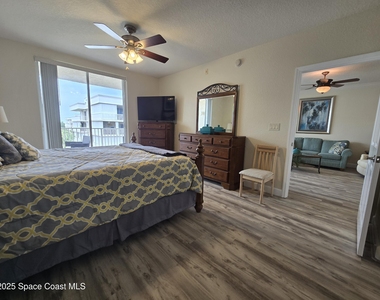 806 Mystic Drive - Photo Thumbnail 14