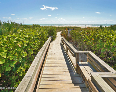 306 Beach Park Lane - Photo Thumbnail 2