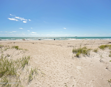 306 Beach Park Lane - Photo Thumbnail 1