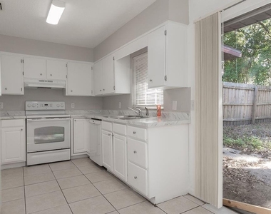 1516 S Boundary Street - Photo Thumbnail 5