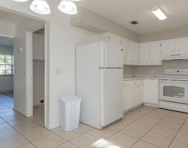 1516 S Boundary Street - Photo Thumbnail 6