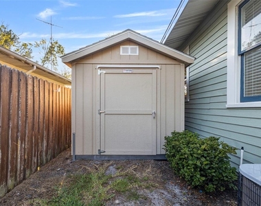 5709 N Suwanee Avenue - Photo Thumbnail 24