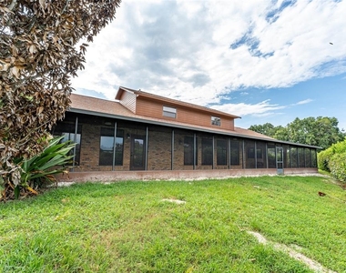 6151 Silver Oaks Drive - Photo Thumbnail 15