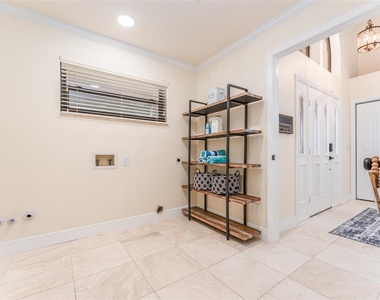 6151 Silver Oaks Drive - Photo Thumbnail 43