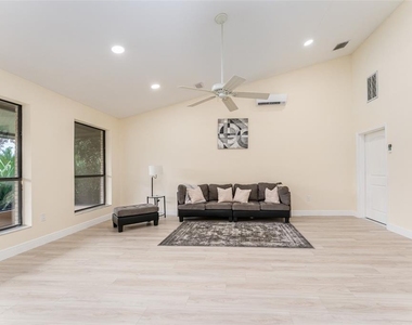 6151 Silver Oaks Drive - Photo Thumbnail 32