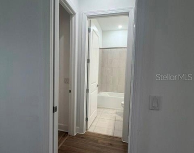 6289 Mesa Glen - Photo Thumbnail 8