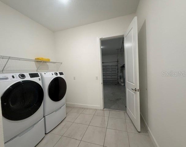 6289 Mesa Glen - Photo Thumbnail 19
