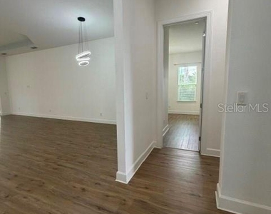6289 Mesa Glen - Photo Thumbnail 11