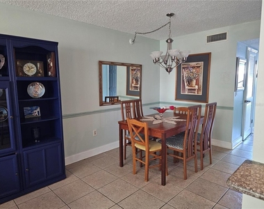 2525 W Bay Drive - Photo Thumbnail 10