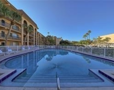 2525 W Bay Drive - Photo Thumbnail 16