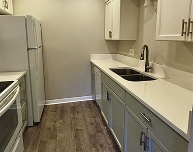 350 79th Avenue N - Photo Thumbnail 9