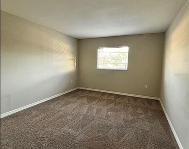 350 79th Avenue N - Photo Thumbnail 13