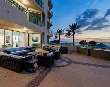 1560 Gulf Boulevard - Photo Thumbnail 2