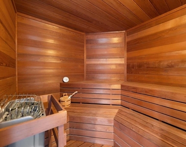 1560 Gulf Boulevard - Photo Thumbnail 16